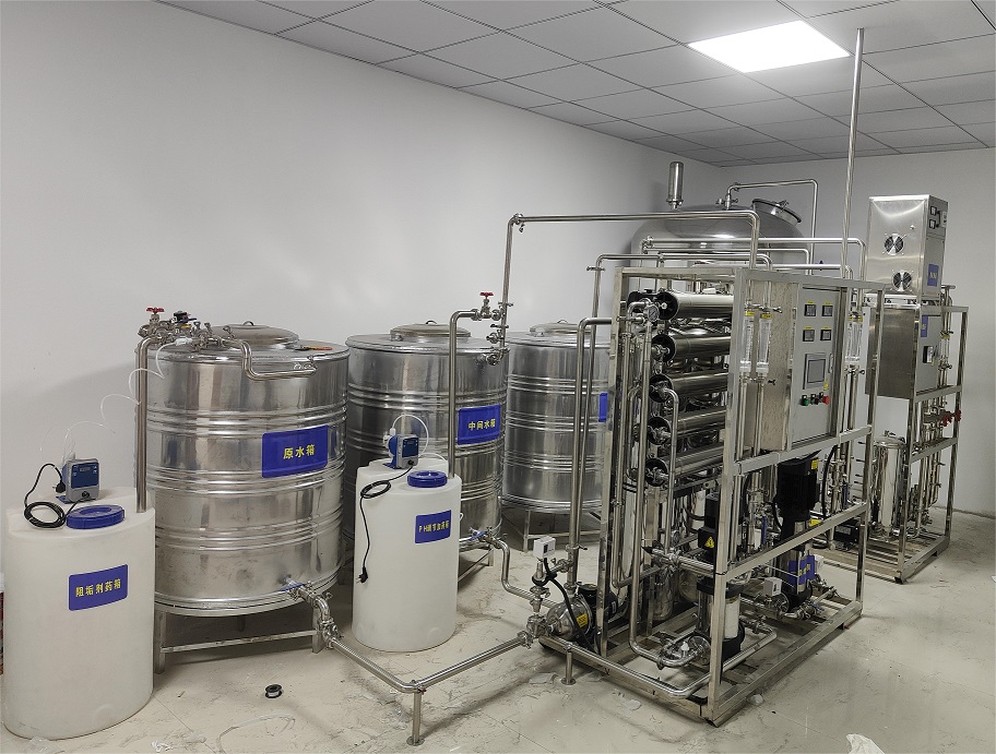常（cháng）州實（shí）驗室0.5噸二級加EDI設備安裝調試完成